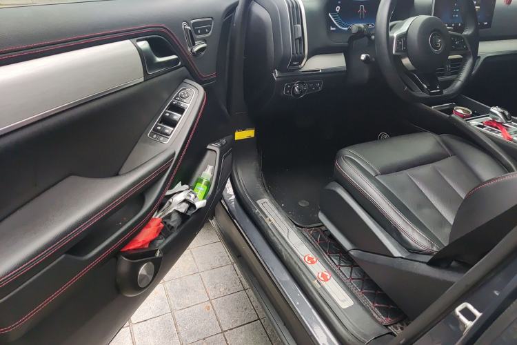 Used BYD Tang New Energy 2018 DM 2.0T All-Wheel Drive Smart Connectivity Luxury Model 7 Seats China V Emission Standard Driver Seat