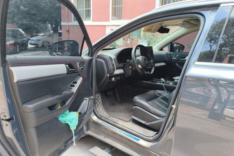 Used BYD Tang New Energy 2018 DM 2.0T All-Wheel Drive Smart Connectivity Luxury Model 7 Seats China V Emission Standard Driver Seat