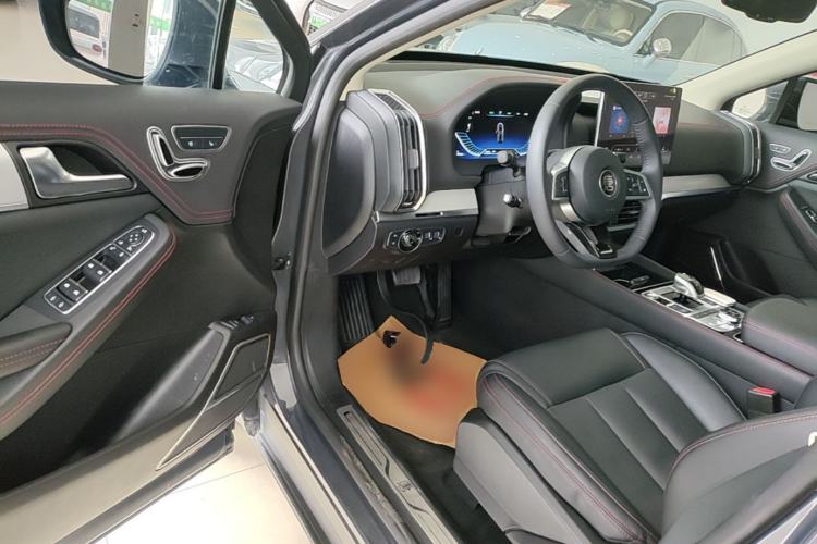 Used BYD Tang New Energy 2018 DM 2.0T All-Wheel Drive Smart Connectivity Luxury Model 7 Seats China V Emission Standard Driver Seat