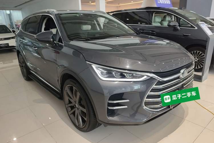 Used BYD Tang New Energy 2018 DM 2.0T All-Wheel Drive Smart Connect Genesis Edition 7 Seats China V Emission Standard Front Right 45 Deg