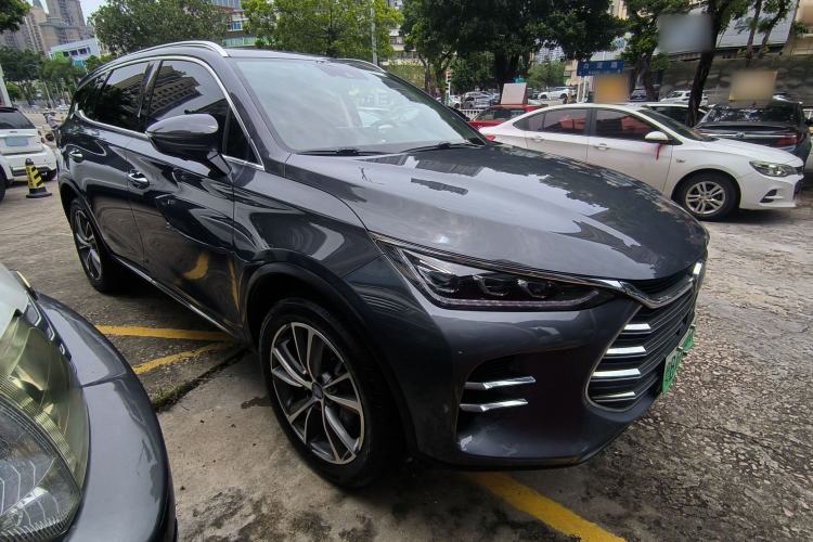 Used BYD Tang New Energy 2018 DM 2.0T All-Wheel Drive Smart Connectivity Luxury Model 7 Seats China V Emission Standard Front Right 45 Deg
