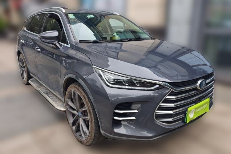 Used BYD Tang New Energy 2018 DM 2.0T All-Wheel Drive Smart Connectivity Luxury Model 7 Seats China V Emission Standard Front Right 45 Deg
