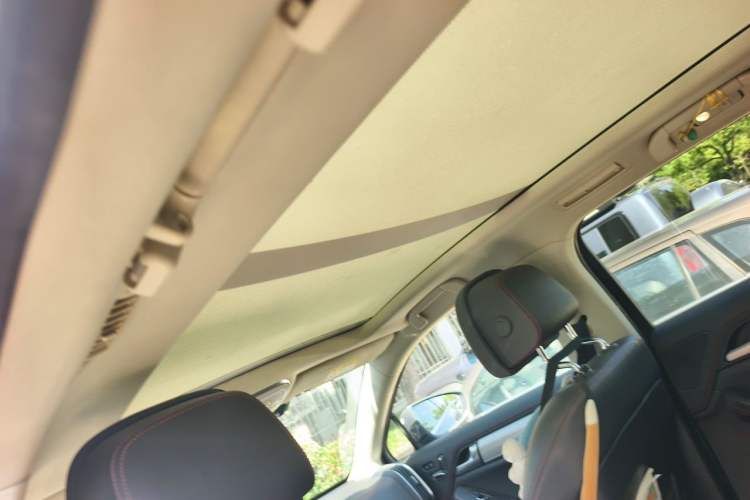 Used BYD Tang New Energy 2018 DM 2.0T All-Wheel Drive Smart Connect Elite 7-Seater China V Emission Standard Headliner