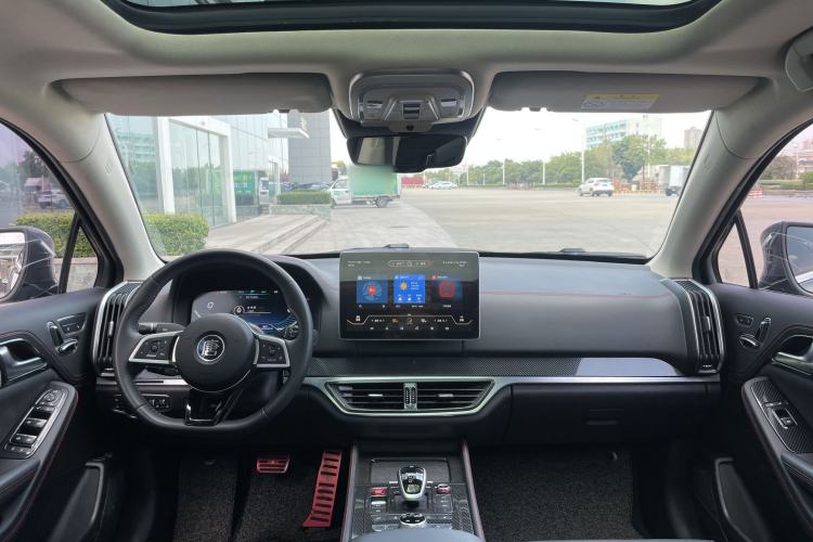 Used BYD Tang New Energy 2018 DM 2.0T All-Wheel Drive Smart Connectivity Luxury Model 7 Seats China V Emission Standard Interior 2