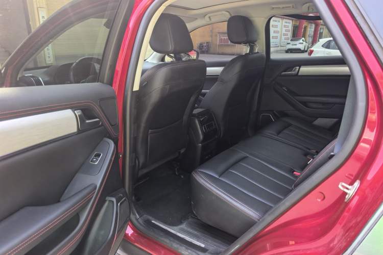 Used BYD Tang New Energy 2018 DM 2.0T All-Wheel Drive Smart Connect Advanced Model 7 Seats China V Emission Standard Interior 4