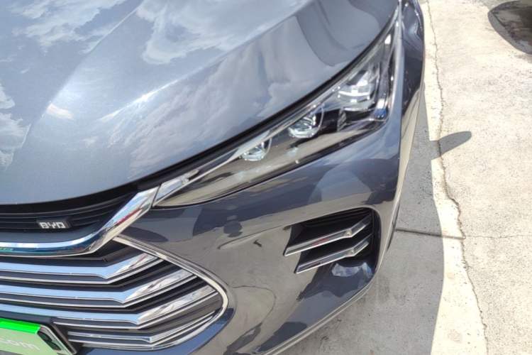 Used BYD Tang New Energy 2018 DM 2.0T All-Wheel Drive Smart Connectivity Luxury Model 7 Seats China V Emission Standard Left Front Headlight