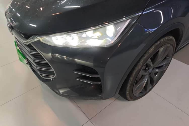 Used BYD Tang New Energy 2018 DM 2.0T All-Wheel Drive Smart Connect Elite 7-Seater China V Emission Standard Left Front Headlight