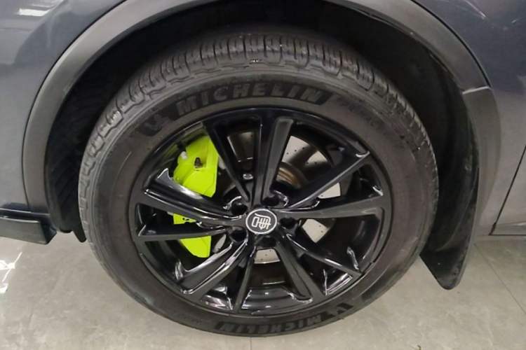Used BYD Tang New Energy 2018 DM 2.0T All-Wheel Drive Smart Connectivity Enjoyment Model 5 Seats China V Emission Standard Left Front Wheel Hub