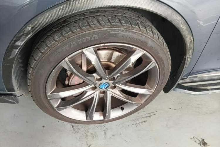 Used BYD Tang New Energy 2018 DM 2.0T All-Wheel Drive Smart Connect Elite 7-Seater China V Emission Standard Left Front Wheel Hub