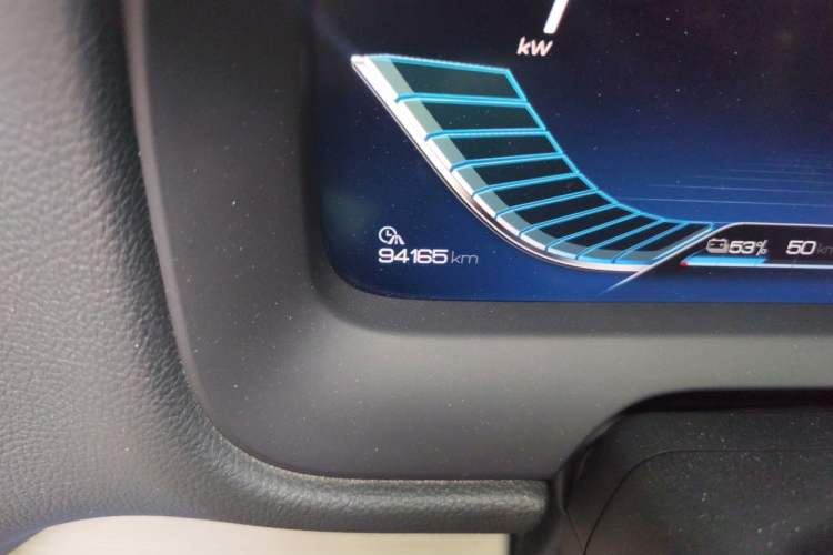 Used BYD Tang New Energy 2018 DM 2.0T All-Wheel Drive Smart Connect Genesis Edition 7 Seats China V Emission Standard Odometer Close Up