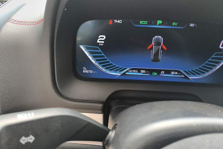 Used BYD Tang New Energy 2018 DM 2.0T All-Wheel Drive Smart Connectivity Luxury Model 7 Seats China V Emission Standard Odometer Close Up