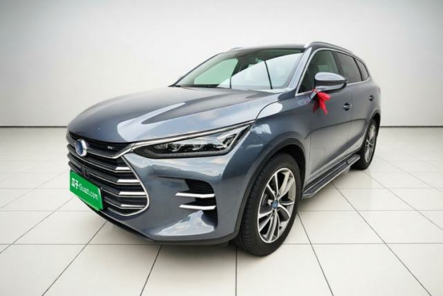 Ojetý BYD Tang New Energy 2018 DM 2.0T All-Wheel Drive Smart Connectivity Enjoyment Model 5 Seats China V Emission Standard