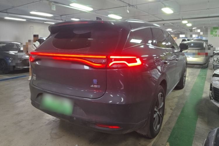 Used BYD Tang New Energy 2018 DM 2.0T All-Wheel Drive Smart Connectivity Luxury Model 7 Seats China V Emission Standard Rear Right 45 Deg
