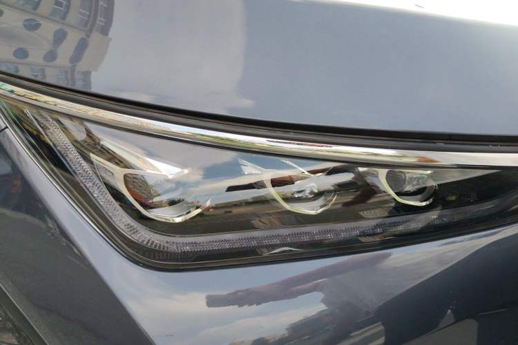 Used BYD Tang New Energy 2018 DM 2.0T All-Wheel Drive Smart Connect Genesis Edition 7 Seats China V Emission Standard Right Front Headlight
