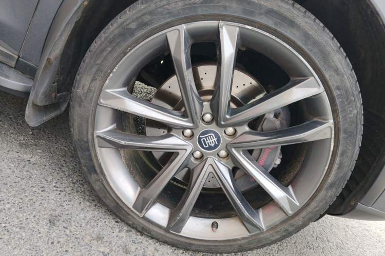 Used BYD Tang New Energy 2018 DM 2.0T All-Wheel Drive Smart Connect Genesis Edition 7 Seats China V Emission Standard Right Front Wheel Hub