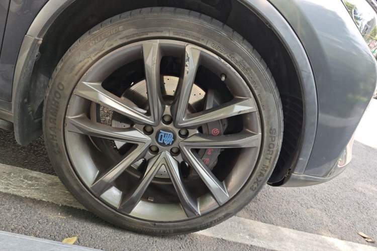 Used BYD Tang New Energy 2018 DM 2.0T All-Wheel Drive Smart Connect Genesis Edition 7 Seats China V Emission Standard Right Front Wheel Hub