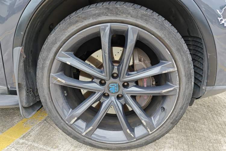 Used BYD Tang New Energy 2018 DM 2.0T All-Wheel Drive Smart Connect Genesis Edition 7 Seats China V Emission Standard Right Front Wheel Hub