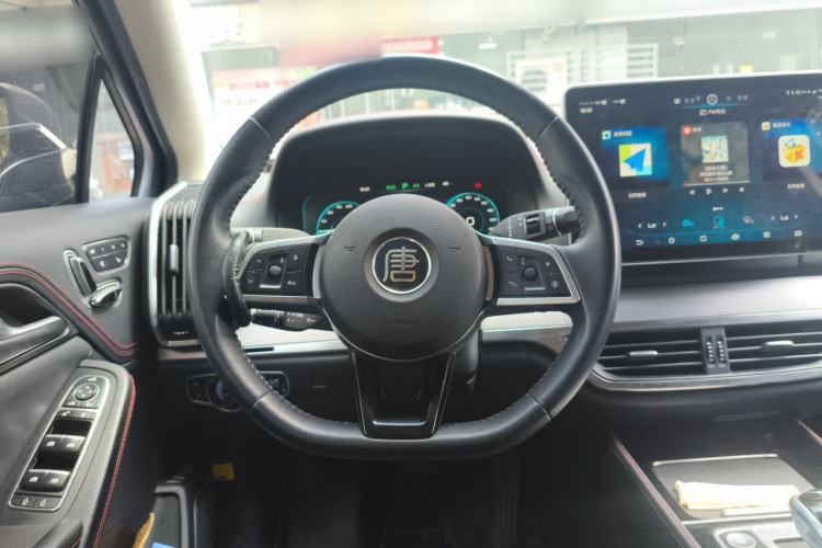 Used BYD Tang New Energy 2018 DM 2.0T All-Wheel Drive Smart Connect Genesis Edition 7 Seats China V Emission Standard Steering Wheel
