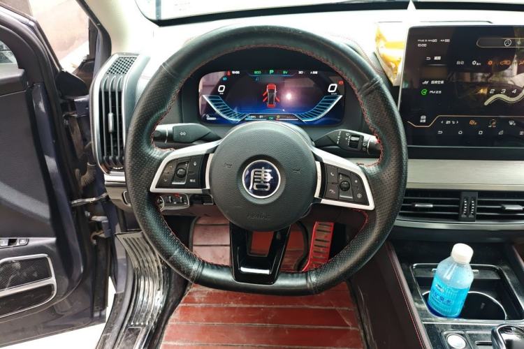 Used BYD Tang New Energy 2018 DM 2.0T All-Wheel Drive Smart Connectivity Luxury Model 7 Seats China V Emission Standard Steering Wheel