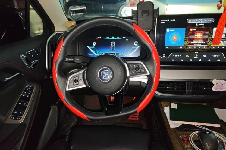 Used BYD Tang New Energy 2018 DM 2.0T All-Wheel Drive Smart Connect Elite 7-Seater China V Emission Standard Steering Wheel