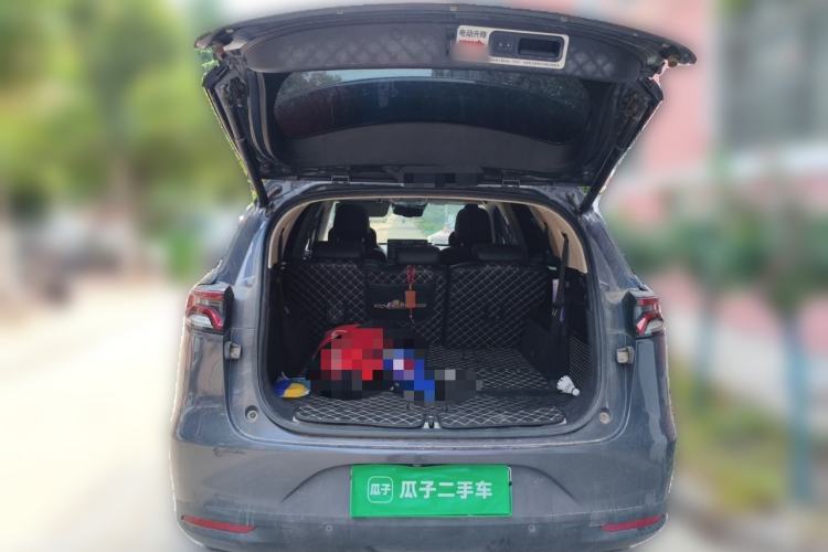 Used BYD Tang New Energy 2018 DM 2.0T All-Wheel Drive Smart Connectivity Luxury Model 7 Seats China V Emission Standard Trunk
