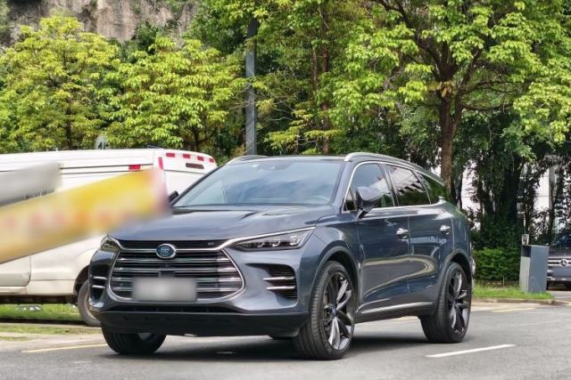 Używany BYD Tang New Energy 2018 DM 2.0T All-Wheel Drive Smart Connect Innovation Model 5 Seats China V Emission Standard