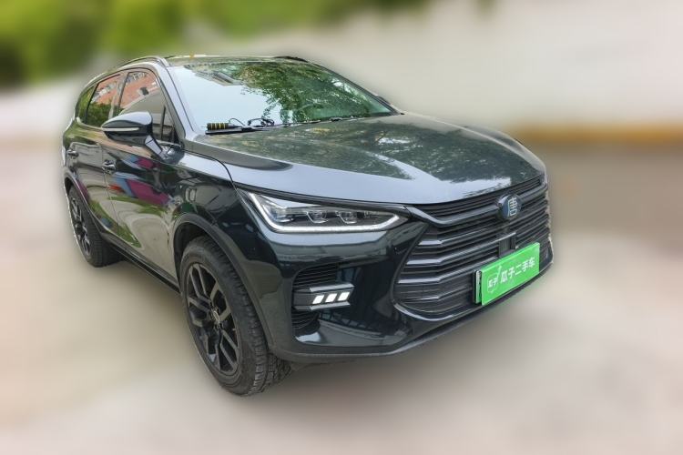 Used BYD Tang New Energy 2018 DM 2.0T All-Wheel Drive Smart Connectivity Luxury Model 7 Seats China V Emission Standard Front Right 45 Deg