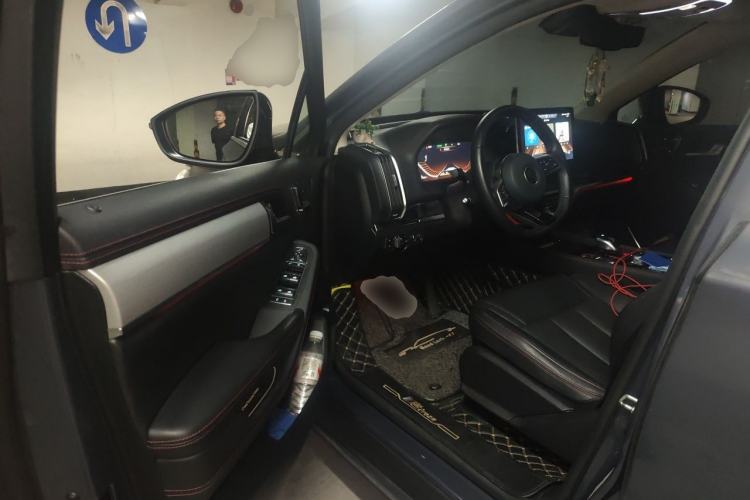 Used BYD Tang New Energy 2018 DM 2.0T All-Wheel Drive Smart Connectivity Luxury Model 7 Seats China V Emission Standard Driver Seat