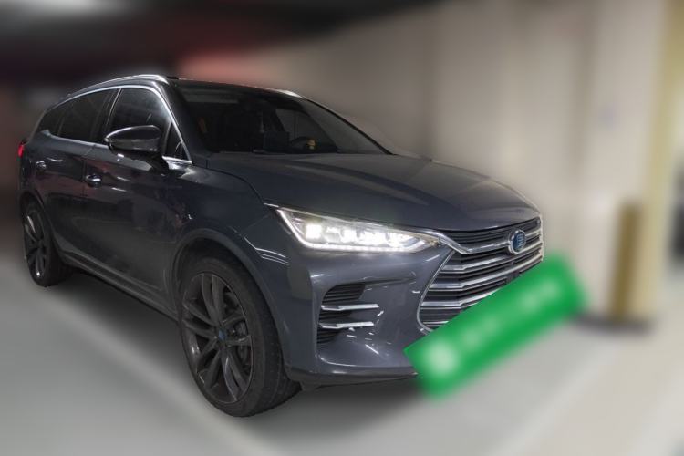 Used BYD Tang New Energy 2018 DM 2.0T All-Wheel Drive Smart Connectivity Luxury Model 7 Seats China V Emission Standard Front Right 45 Deg