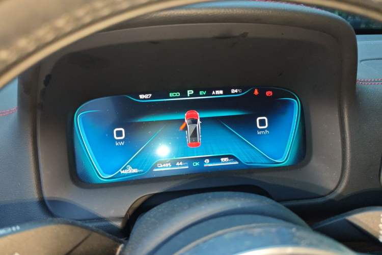 Used BYD Tang New Energy 2018 DM 2.0T All-Wheel Drive Smart Connect Elite 7-Seater China V Emission Standard Instrument Cluster