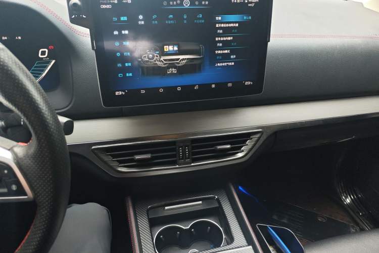 Used BYD Tang New Energy 2018 DM 2.0T All-Wheel Drive Smart Connectivity Luxury Model 7 Seats China V Emission Standard Audio And AC Panel