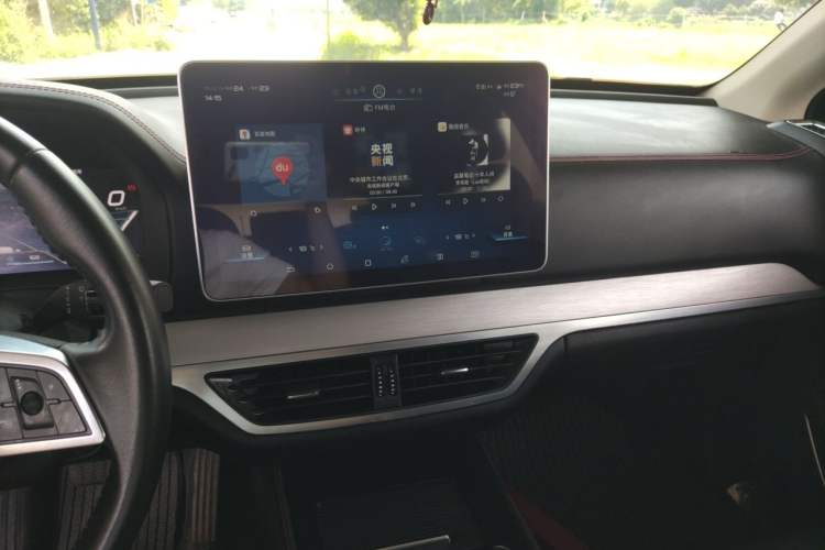 Used BYD Tang New Energy 2018 DM 2.0T All-Wheel Drive Smart Connect Elite 7-Seater China V Emission Standard Audio And AC Panel