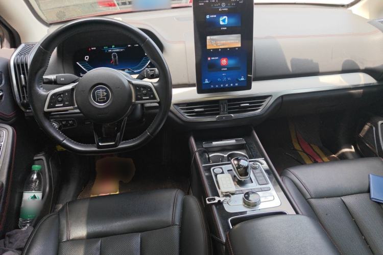Used BYD Tang New Energy 2018 DM 2.0T All-Wheel Drive Smart Connectivity Enjoyment Model 5 Seats China V Emission Standard Center Console