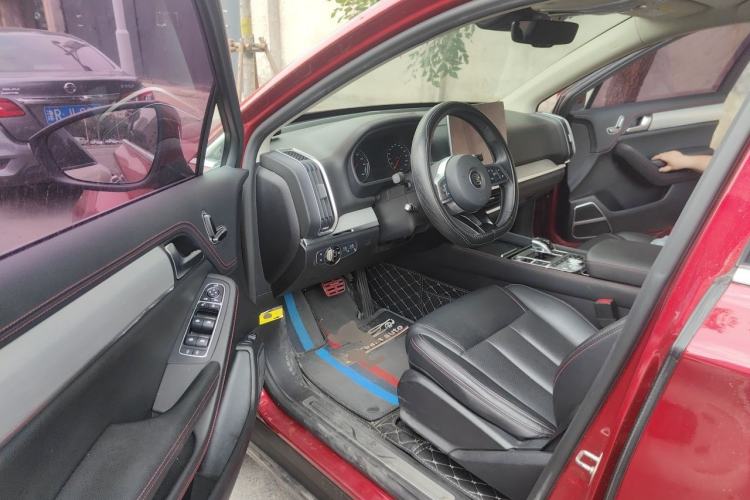 Used BYD Tang New Energy 2018 DM 2.0T All-Wheel Drive Smart Connect Advanced Model 7 Seats China V Emission Standard Driver Seat