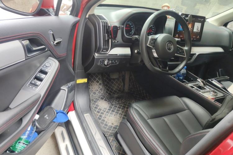 Used BYD Tang New Energy 2018 DM 2.0T All-Wheel Drive Smart Connect Advanced Model 7 Seats China V Emission Standard Driver Seat