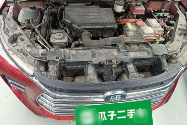 Used BYD Tang New Energy 2018 DM 2.0T All-Wheel Drive Smart Connect Advanced Model 7 Seats China V Emission Standard Engine Bay