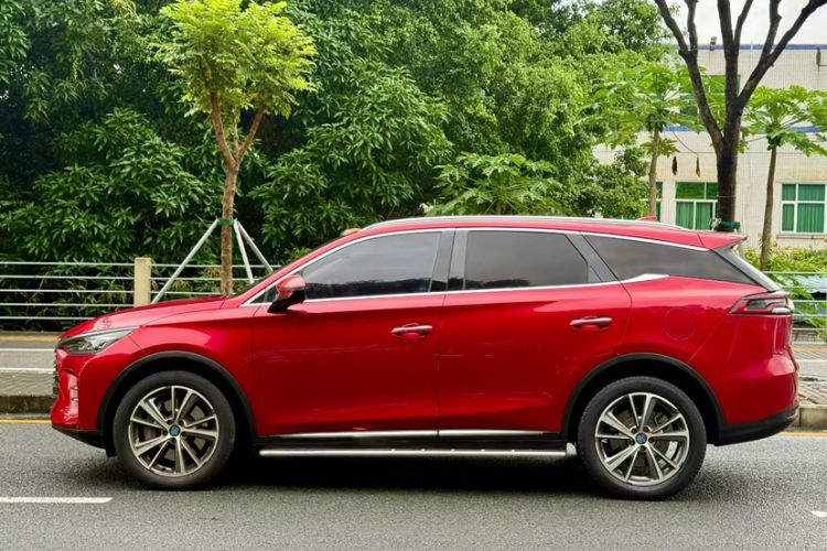 Used BYD Tang New Energy 2018 DM 2.0T All-Wheel Drive Smart Connectivity Luxury Model 7 Seats China V Emission Standard Exterior 4