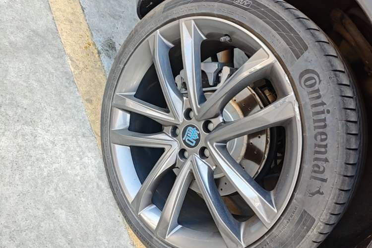 Used BYD Tang New Energy 2018 DM 2.0T All-Wheel Drive Smart Connect Elite 7-Seater China V Emission Standard Exterior 5