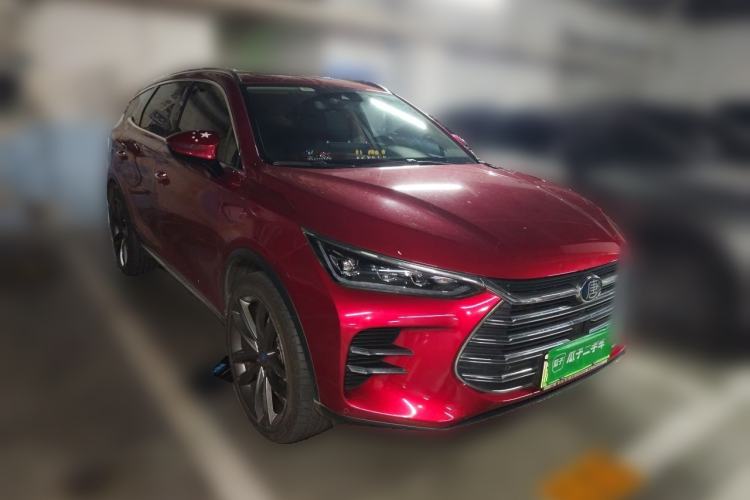 Used BYD Tang New Energy 2018 DM 2.0T All-Wheel Drive Smart Connect Advanced Model 7 Seats China V Emission Standard Front Right 45 Deg