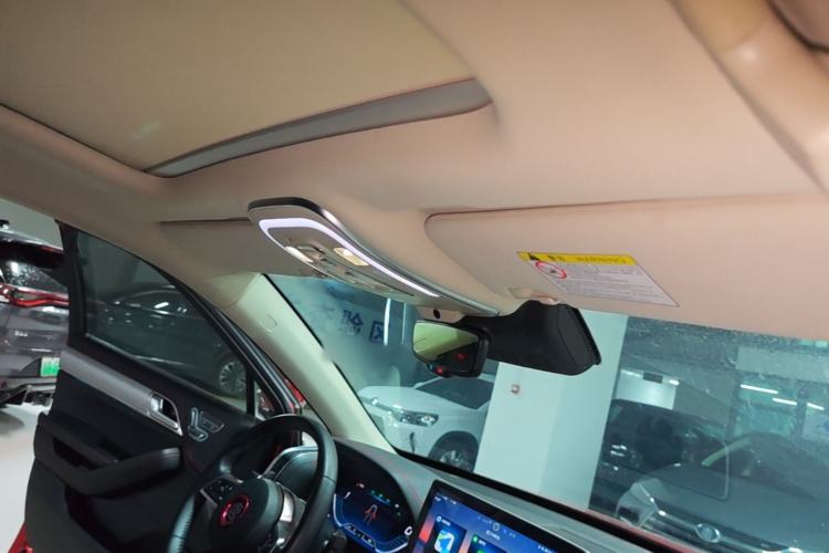 Used BYD Tang New Energy 2018 DM 2.0T All-Wheel Drive Smart Connectivity Luxury Model 7 Seats China V Emission Standard Headliner