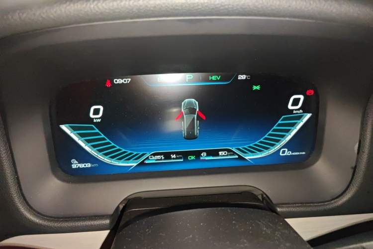 Used BYD Tang New Energy 2018 DM 2.0T All-Wheel Drive Smart Connectivity Luxury Model 7 Seats China V Emission Standard Instrument Cluster