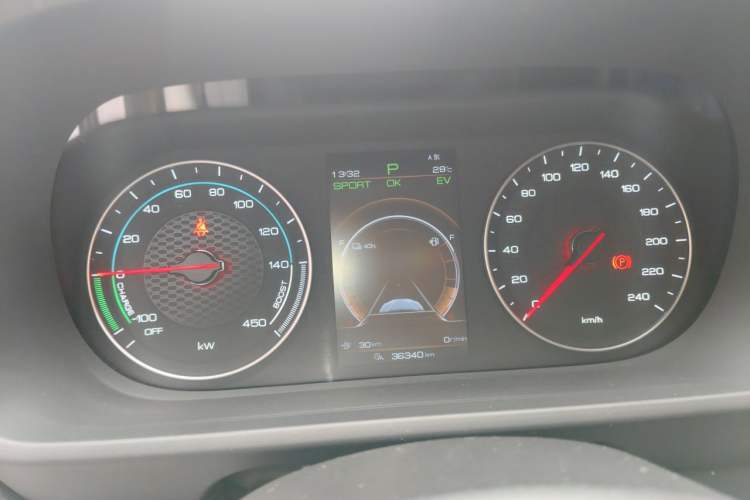 Used BYD Tang New Energy 2018 DM 2.0T All-Wheel Drive Smart Connect Advanced Model 7 Seats China V Emission Standard Instrument Cluster
