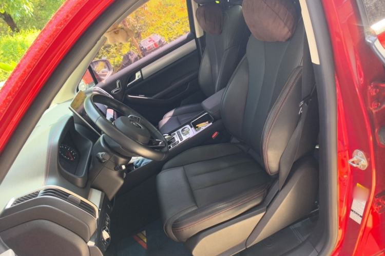 Used BYD Tang New Energy 2018 DM 2.0T All-Wheel Drive Smart Connect Advanced Model 7 Seats China V Emission Standard Left Front Seat