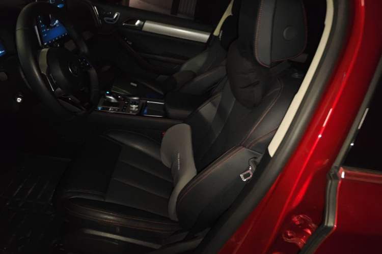 Used BYD Tang New Energy 2018 DM 2.0T All-Wheel Drive Smart Connectivity Luxury Model 7 Seats China V Emission Standard Left Front Seat