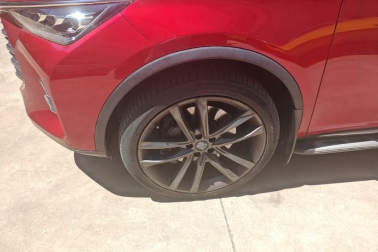 Used BYD Tang New Energy 2018 DM 2.0T All-Wheel Drive Smart Connect Genesis Edition 7 Seats China V Emission Standard Left Front Wheel Hub