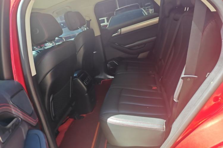 Used BYD Tang New Energy 2018 DM 2.0T All-Wheel Drive Smart Connect Genesis Edition 7 Seats China V Emission Standard Left Rear Seat