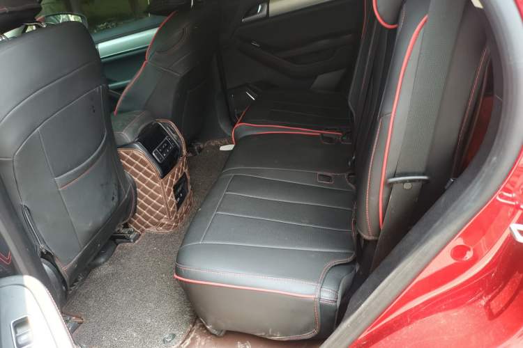 Used BYD Tang New Energy 2018 DM 2.0T All-Wheel Drive Smart Connectivity Luxury Model 7 Seats China V Emission Standard Left Rear Seat