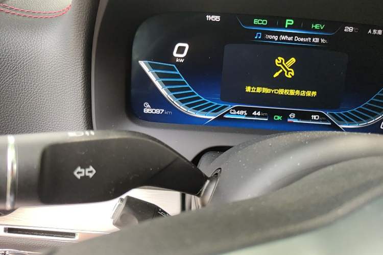 Used BYD Tang New Energy 2018 DM 2.0T All-Wheel Drive Smart Connect Genesis Edition 7 Seats China V Emission Standard Odometer Close Up