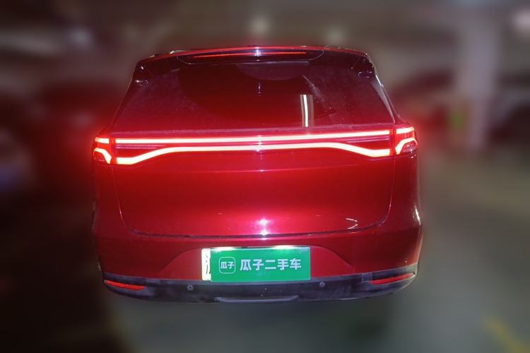 Used BYD Tang New Energy 2018 DM 2.0T All-Wheel Drive Smart Connectivity Luxury Model 7 Seats China V Emission Standard Rear
