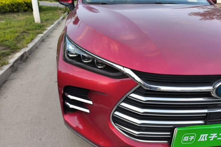 Used BYD Tang New Energy 2018 DM 2.0T All-Wheel Drive Smart Connect Genesis Edition 7 Seats China V Emission Standard Right Front Headlight